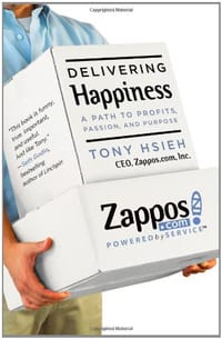 书籍 Delivering Happiness的封面