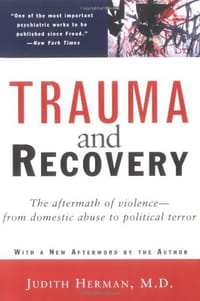 书籍 Trauma and Recovery的封面