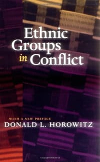 书籍 Ethnic Groups in Conflict的封面