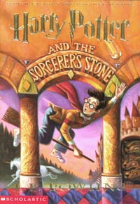 书籍 Harry Potter and the Sorcerer's Stone的封面