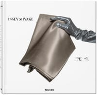 Issey Miyake - 三宅一生